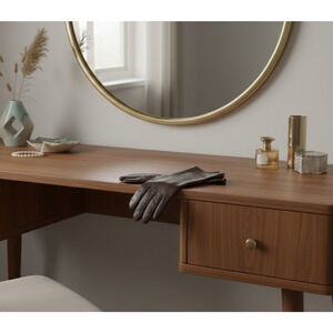 MCM Van Raalte Brown Leather Gloves Wrist Length Tailored Old Money Classic